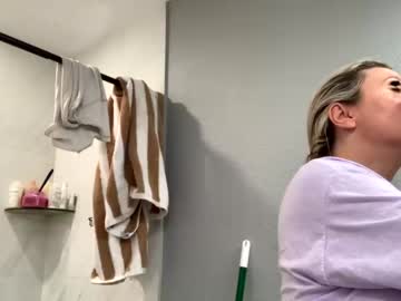 girl
        texas_blonde cam image #2309164