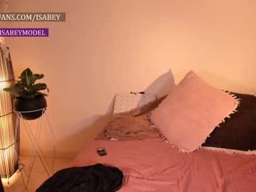 girl
        isabeyferrec cam image #412580