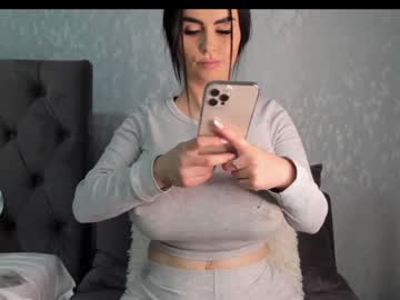 girl
        kitty_hotx cam image #218749