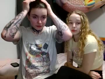 couple
        leanbeefpattywannabe cam image #3495515