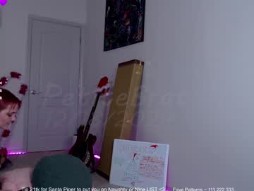 girl
        petitebrat cam image #5720643
