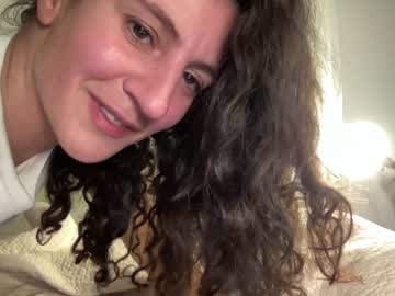 girl
        annareyle cam image #681484
