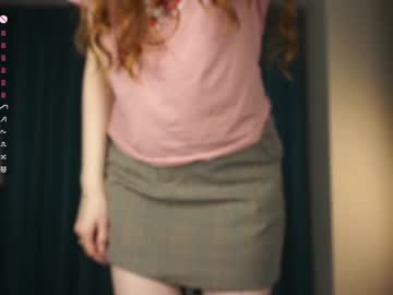 girl
        margarethowell cam image #6746975