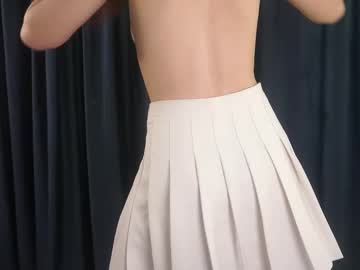 girl
        eastercrosier cam image #6620490