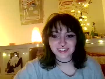 girl
        normalman356800 cam image #3223644