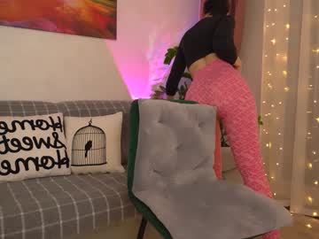 girl
        sweety_rinushka_ cam image #3556420