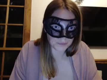 girl
        mrsjennyholmes cam image #2759341