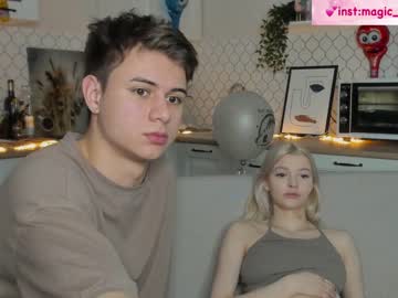 couple
        lance_bell cam image #867162