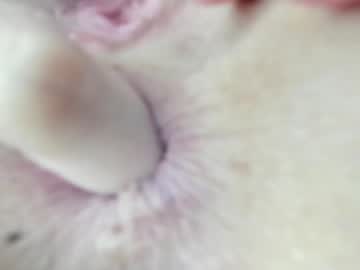 girl
        courtney_luv cam image #4807429