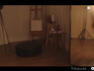 girl
        tifalock_ cam image #428266