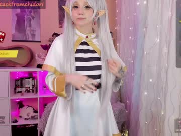 girl
        yourcutewaifu cam image #4332896
