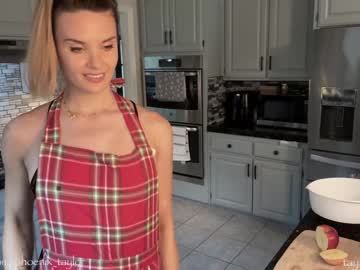 girl
        phoenix_taylor cam image #2906372