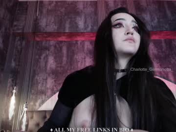 girl
        charlotte_germanotta_ cam image #5461793