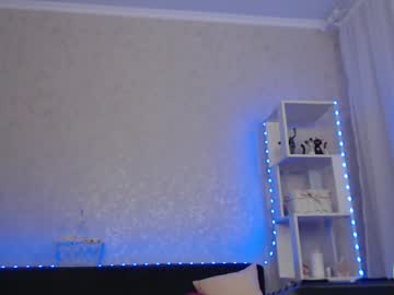 girl
        adrykilly cam image #158827