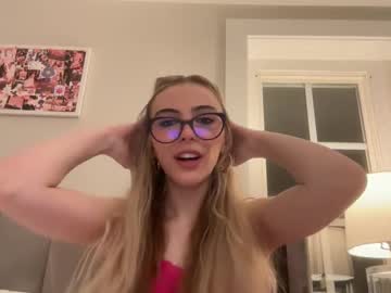 girl
        katarinaaxoxo cam image #6140855