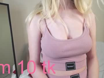 girl
        emmasn0w cam image #539919