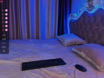 girl
        divaannie cam image #3140708