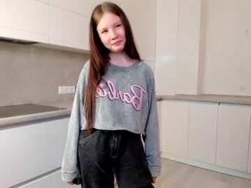 girl
        dorisflack cam image #4089321