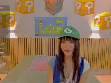 girl
        little_effy18 cam image #2725387