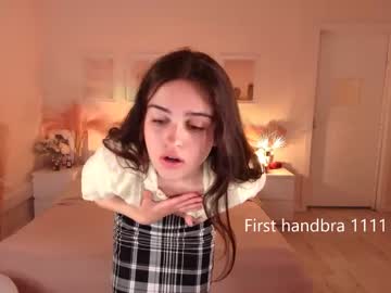 girl
        lovely_valeri cam image #1919748