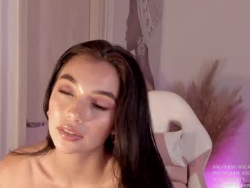 girl
        scarlett__baker11 cam image #4738671