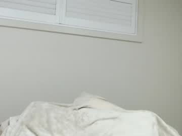 girl
        hornypetitegirl77 cam image #814581