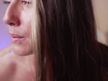 girl
        ashlyndiamond cam image #407766