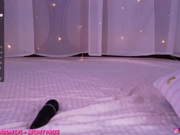 girl
        lana_lee_ cam image #2775657