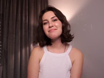 girl
        antoniaballe cam image #3414971