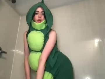 girl
        littlesugarpea cam image #2125128