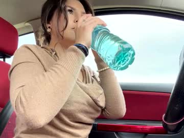 girl
        lissa__1 cam image #6594633