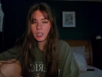 girl
        _modestmouse cam image #5125710