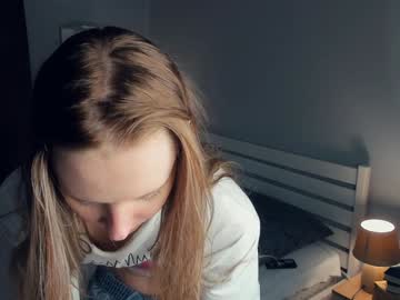 girl
        ani_hunny cam image #6056816