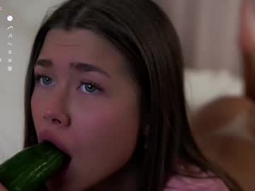 girl
        oxonmymind cam image #6296568
