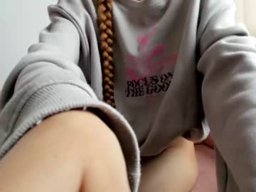 girl
        evelin_gh1 cam image #4017340