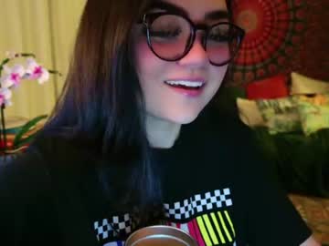 girl
        annatigarr cam image #3333155