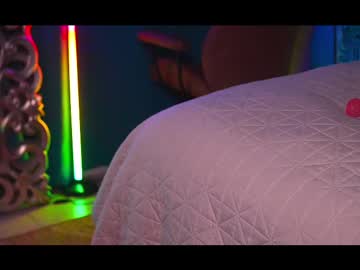 girl
        lola_jd cam image #6139700
