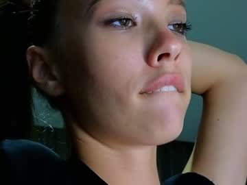 girl
        _demi_dee_ cam image #3571713