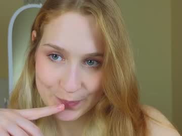 girl
        annikie cam image #2983395