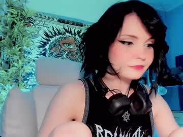 girl
        alaska_chan_ cam image #6014859