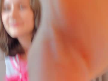girl
        sarahlynnxx cam image #1554987