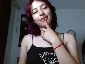 girl
        liisaxx cam image #3318639