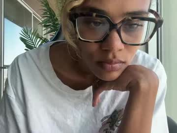 girl
        therealscarlitscandal cam image #4780206