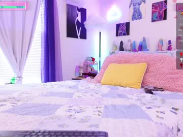 girl
        emmasky69 cam image #2374894