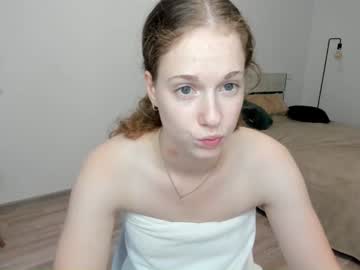 girl
        jul_jul_jul cam image #2241825