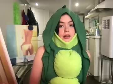 girl
        littlesugarpea cam image #2382389