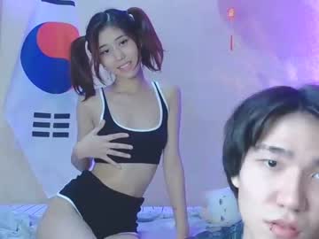 couple
        liisiyang cam image #1195192