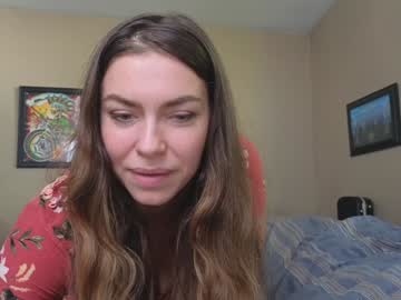 girl
        chroniclove cam image #5190324