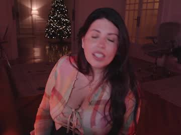 girl
        mila_ cam image #2966750