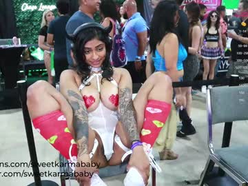 girl
        sweetkarmababy cam image #1966372